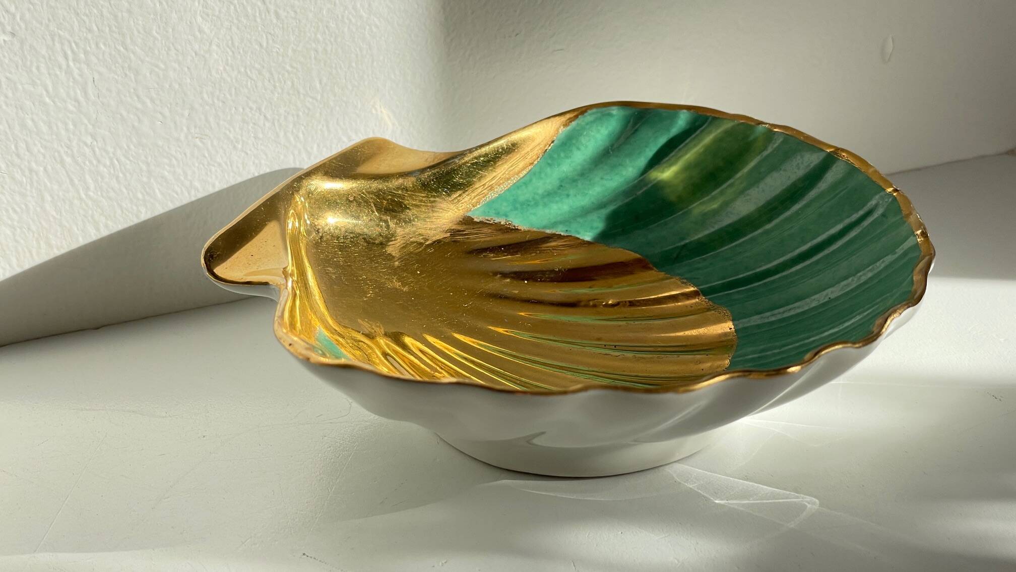 Shell-shaped ashtray and pocket tray Limoges France