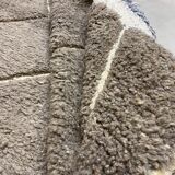 Natural grey relief wool rug