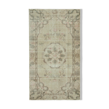 Tapis beige turc antique noué à la main 155 cm x 273 cm