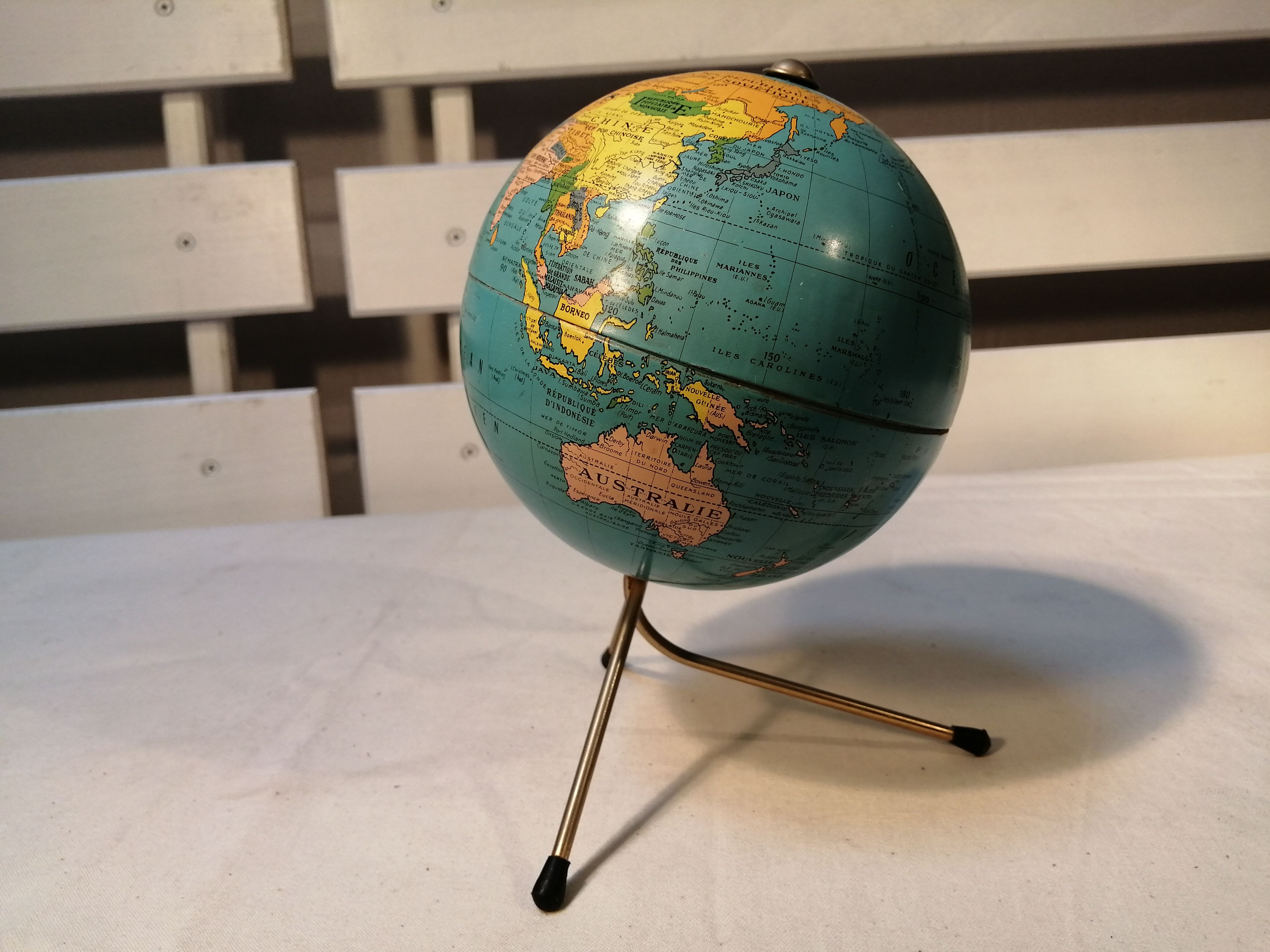 Taride vintage globe, 1940