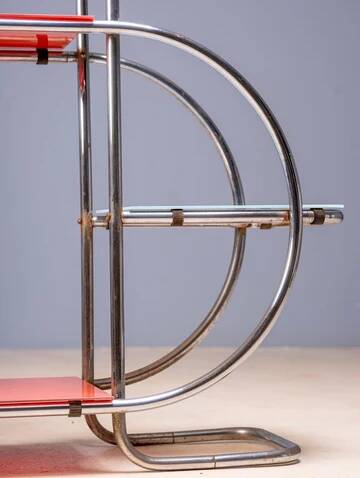 Support en acier Bauhaus par Emile Guyot, étagères en verre coloré, milieu du 20e siècle, Tchécoslovaquie, 90 × 30 × 105 cm