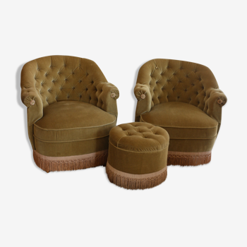 Pair of toad armchairs and their green pouf