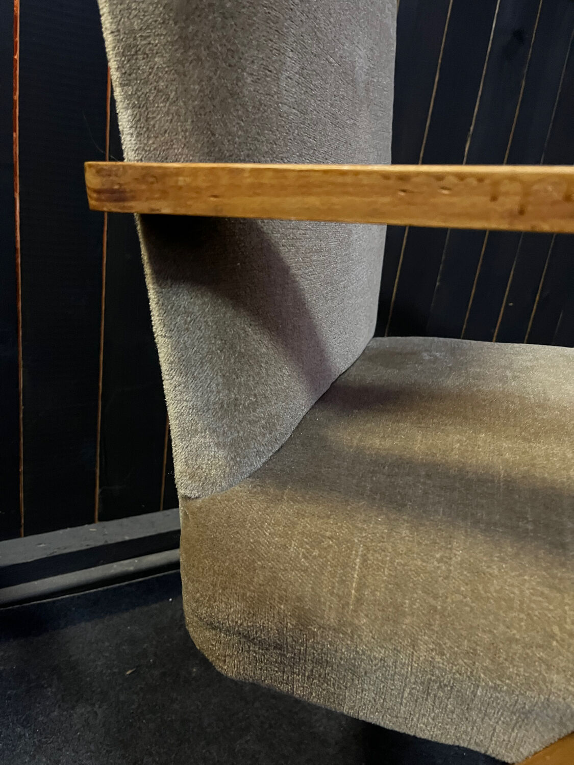 Pair of compass leg armchairs Velvet 1950