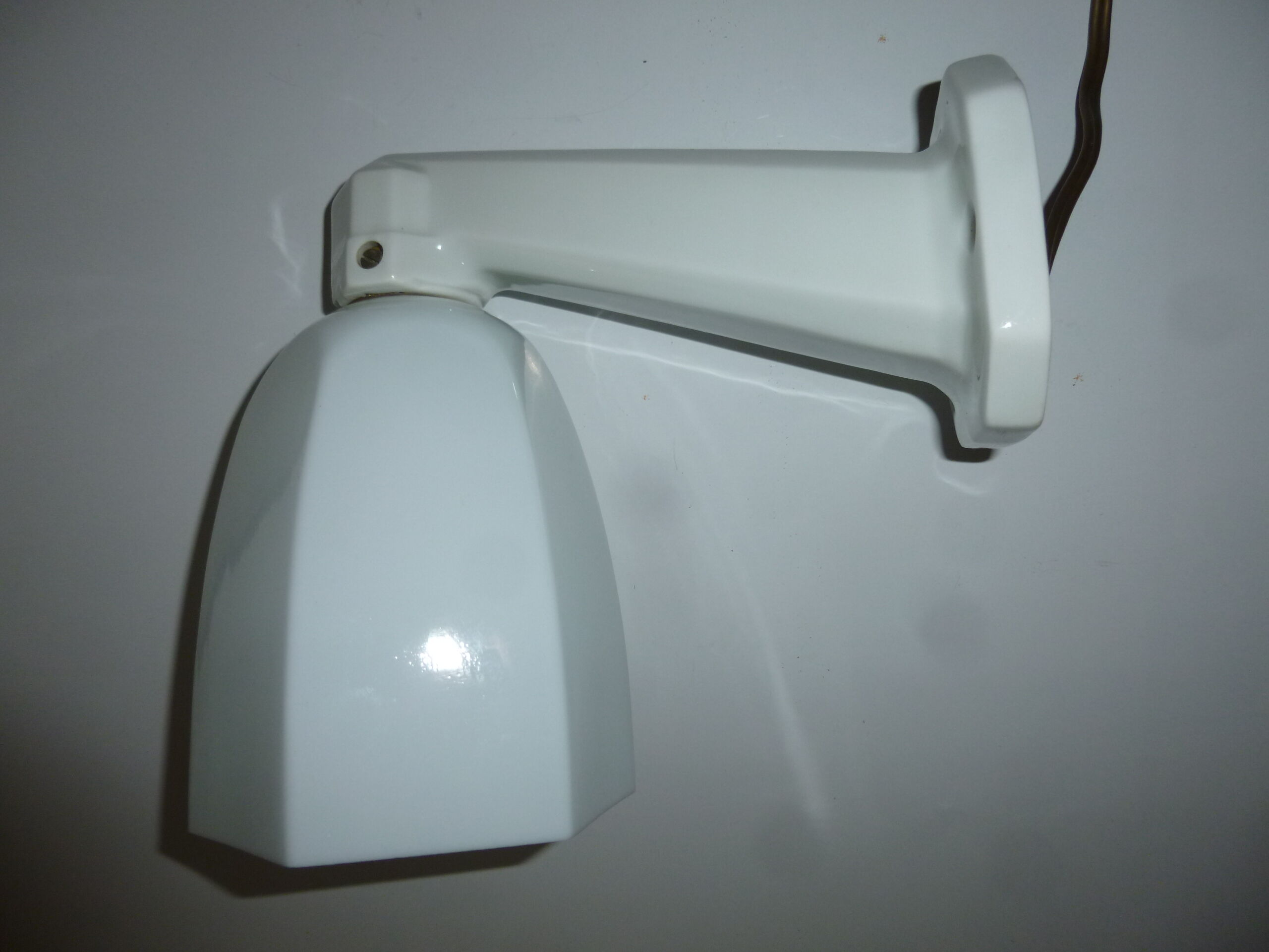 Old wall lamp for porcelain and opaline bathroom