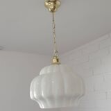 Suspension vintage en verre opalin blanc / Éclairage éclectique années 1970