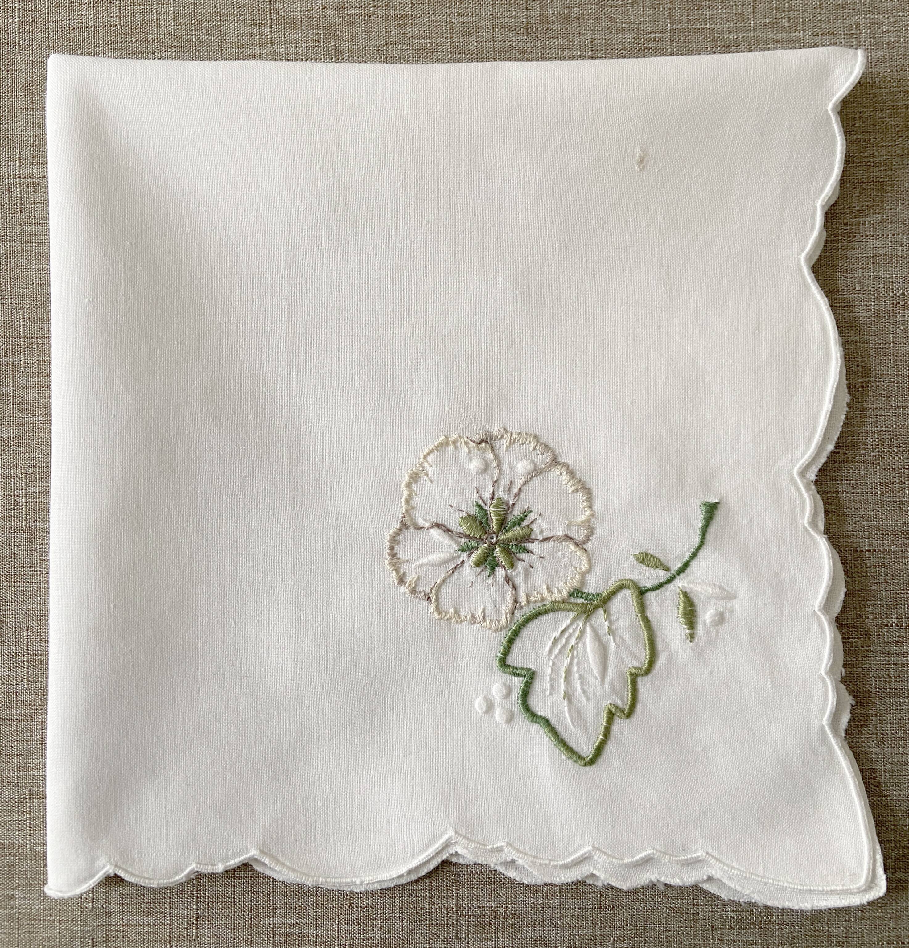 4 "Mikado Rose" Napkins