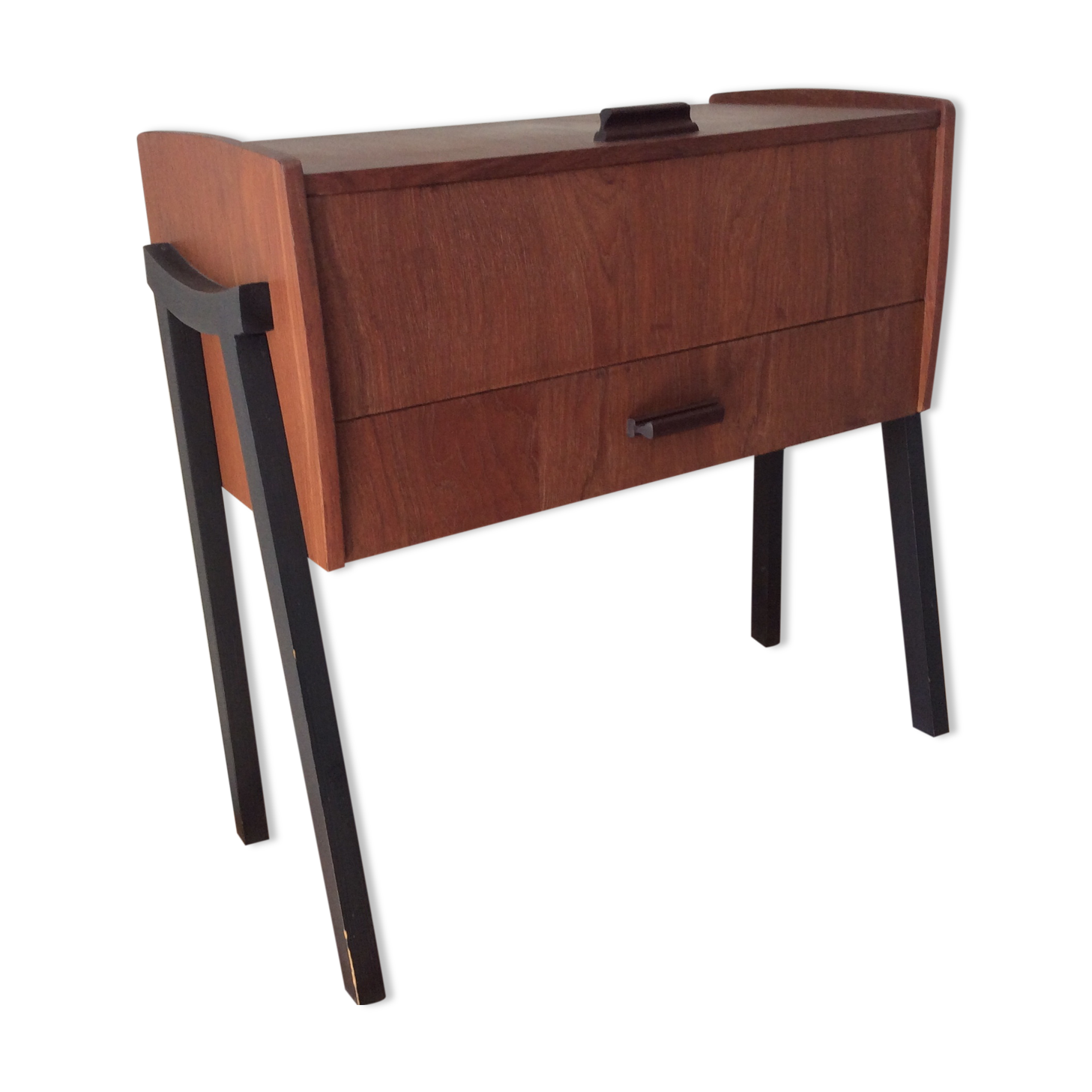 Scandinavian teak sewing bakset from the 1960s