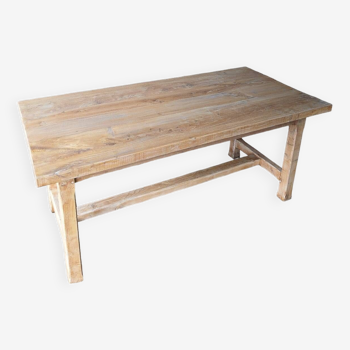 Elm farm table