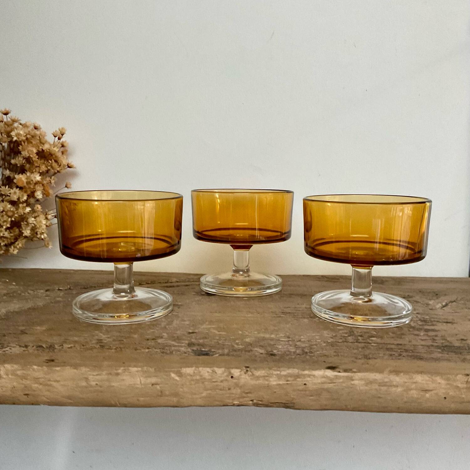 6 vintage LUMINARC amber glasses