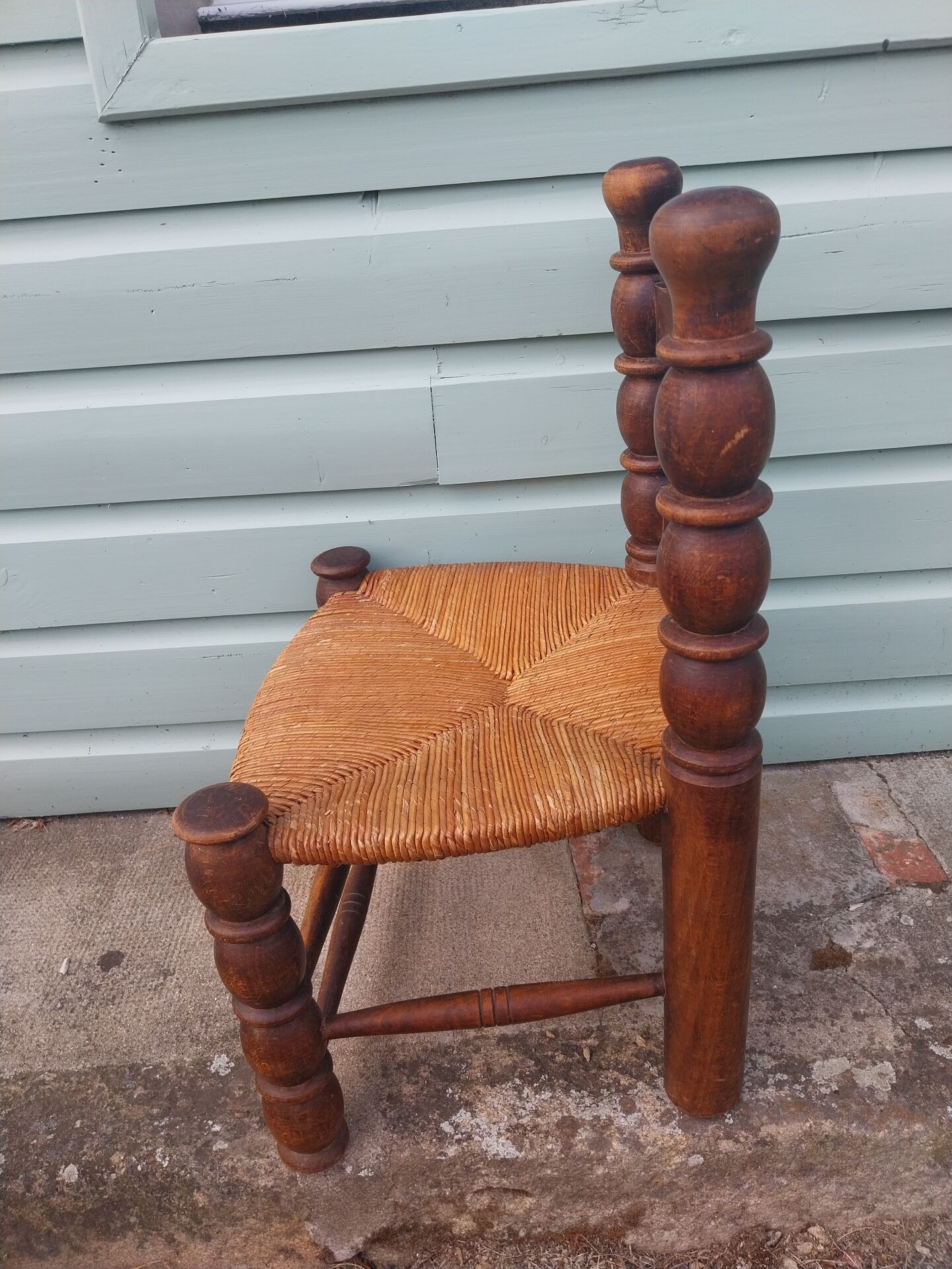 Chaise brutaliste 