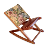 Repose pied tapisserie