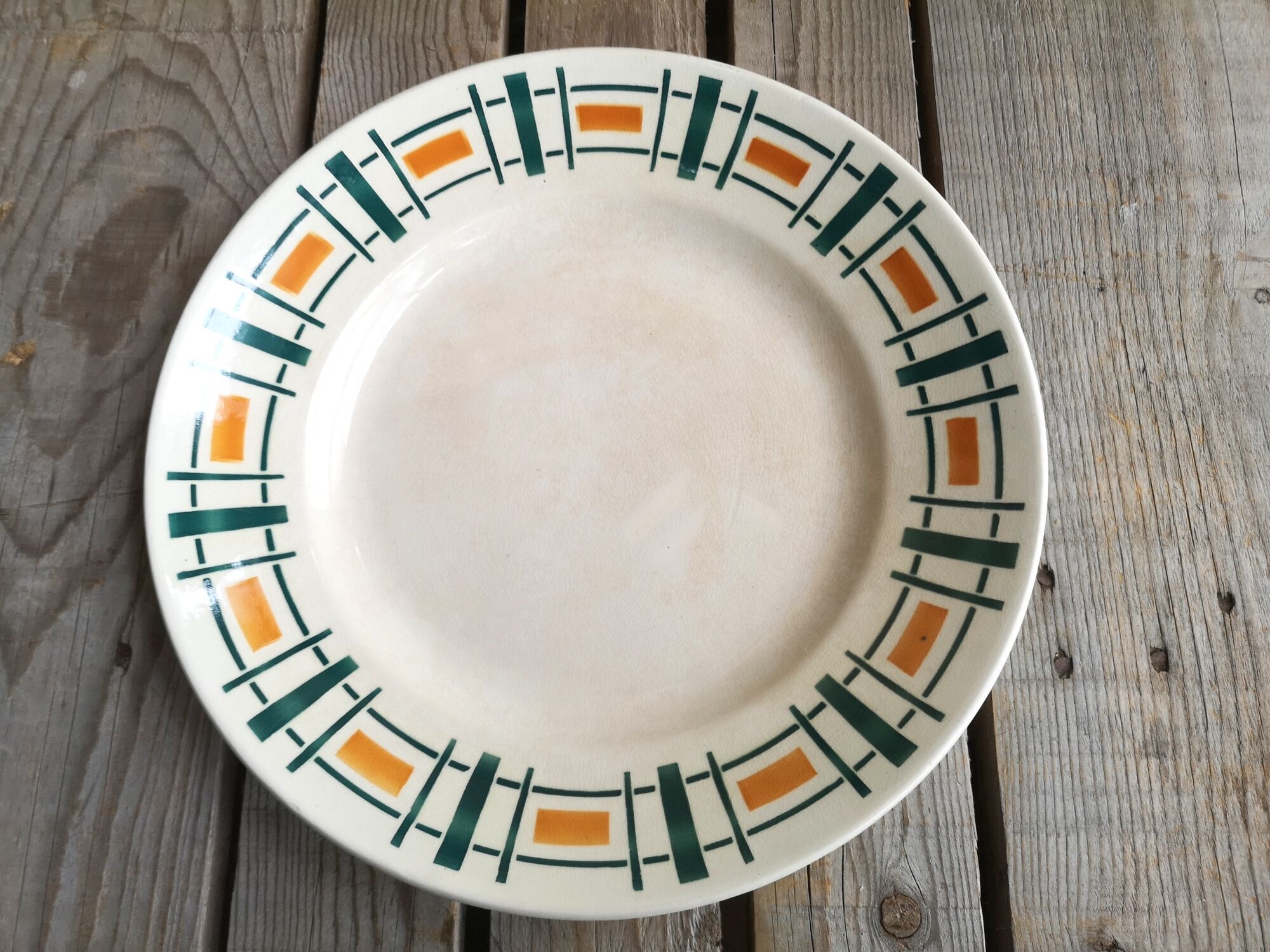 Badonviller ceramics round plate quiberon collection