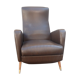 Fauteuil en simili cuir de couleur brun
