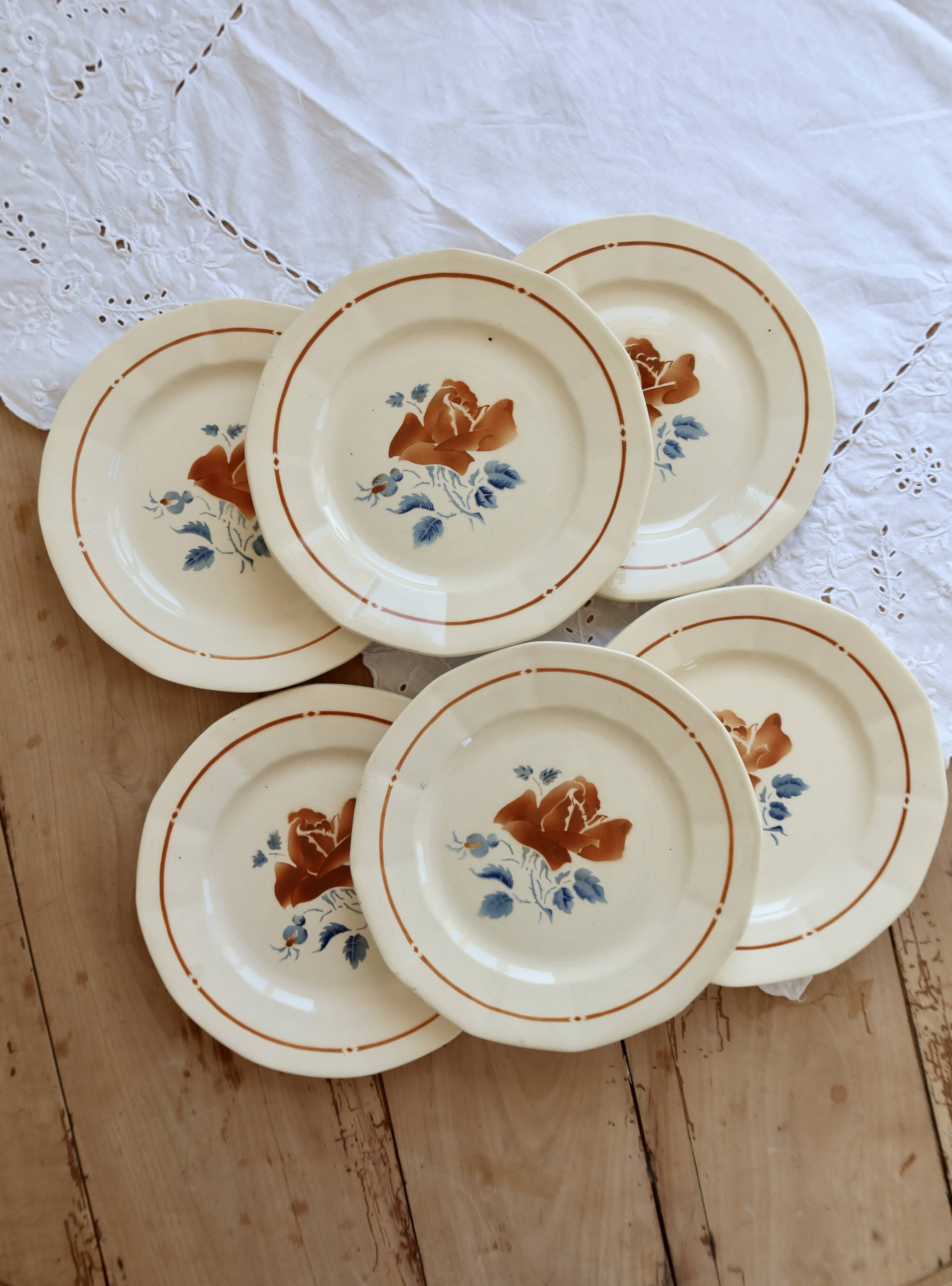 6 vintage flat plates from Sarreguemines - Rose pattern