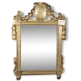 Miroir en bois doré