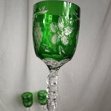 Set of 4 crystal glasses.