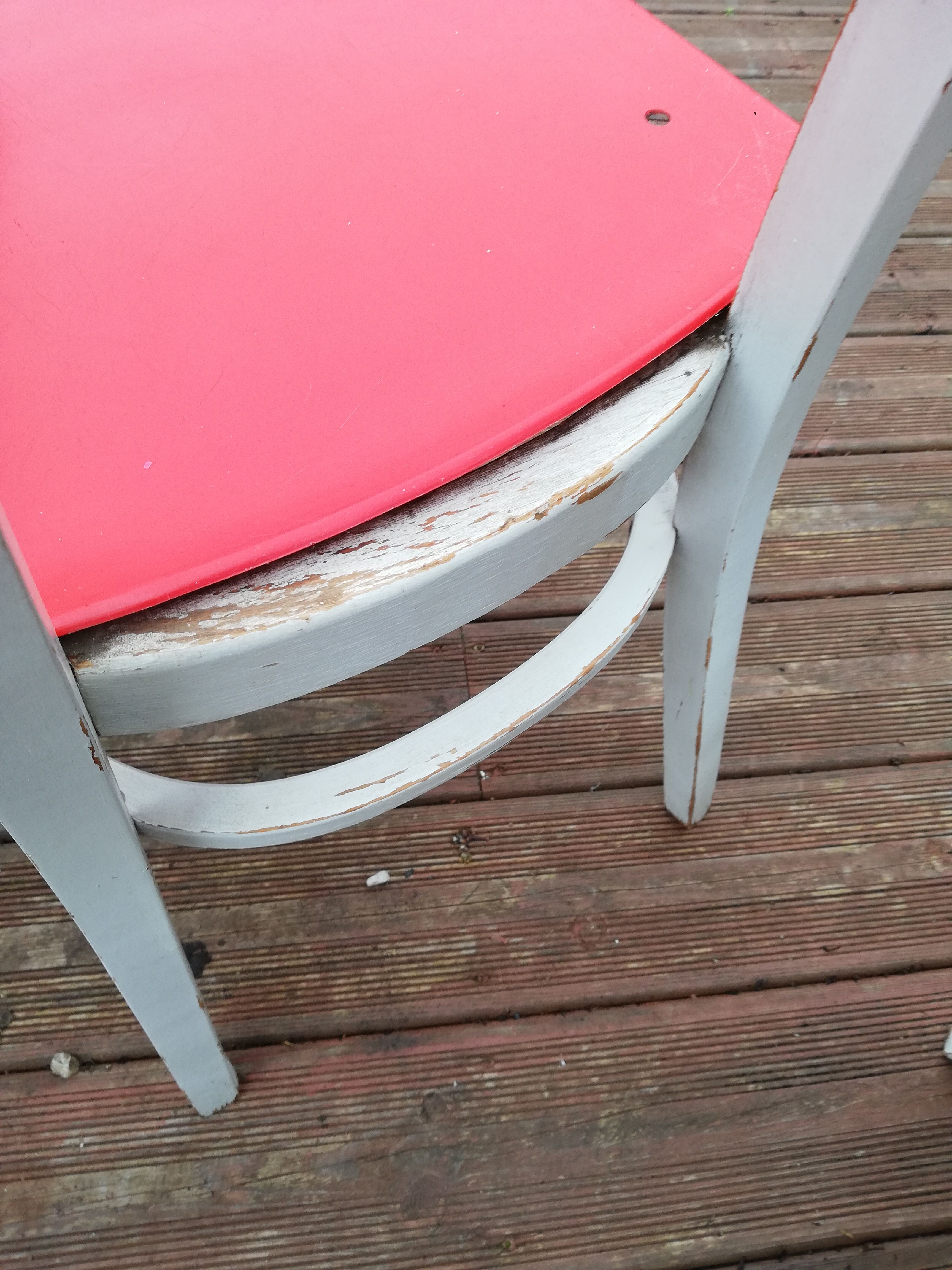 Lot de 4 chaise et une table vintage , années 70