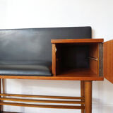 Table in excellent condition and very rare phone