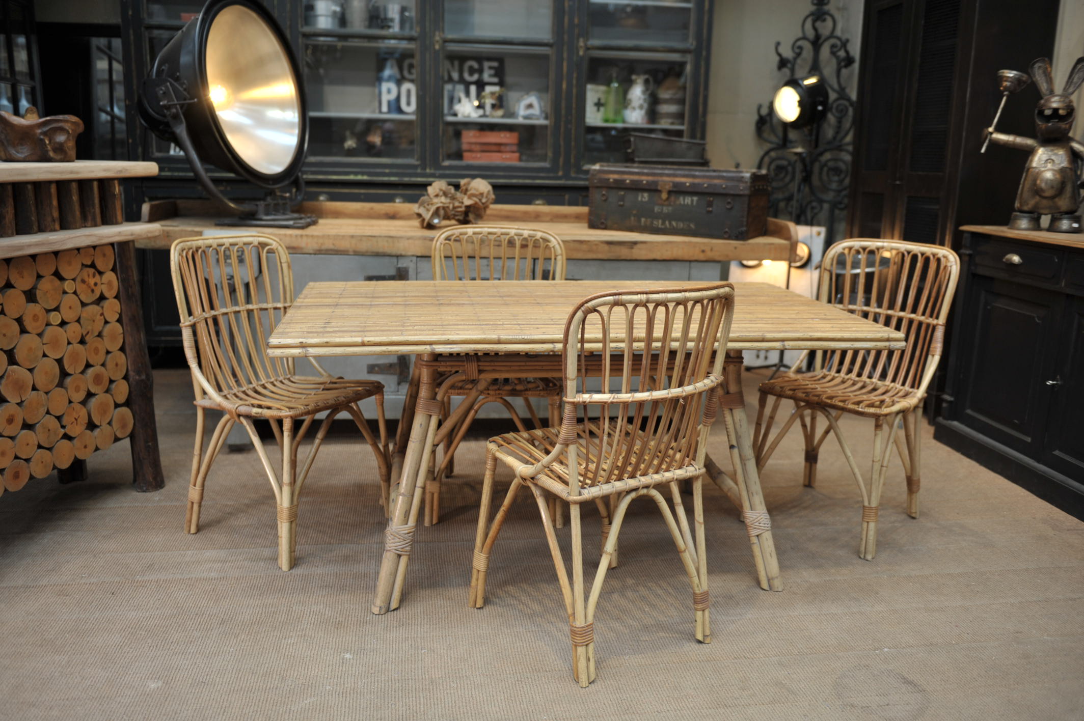 Lot de 4 chaises en rotin 1960