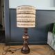 Grande lampe vintage pied bois abat-jour laine bouclettes - Ref 1025