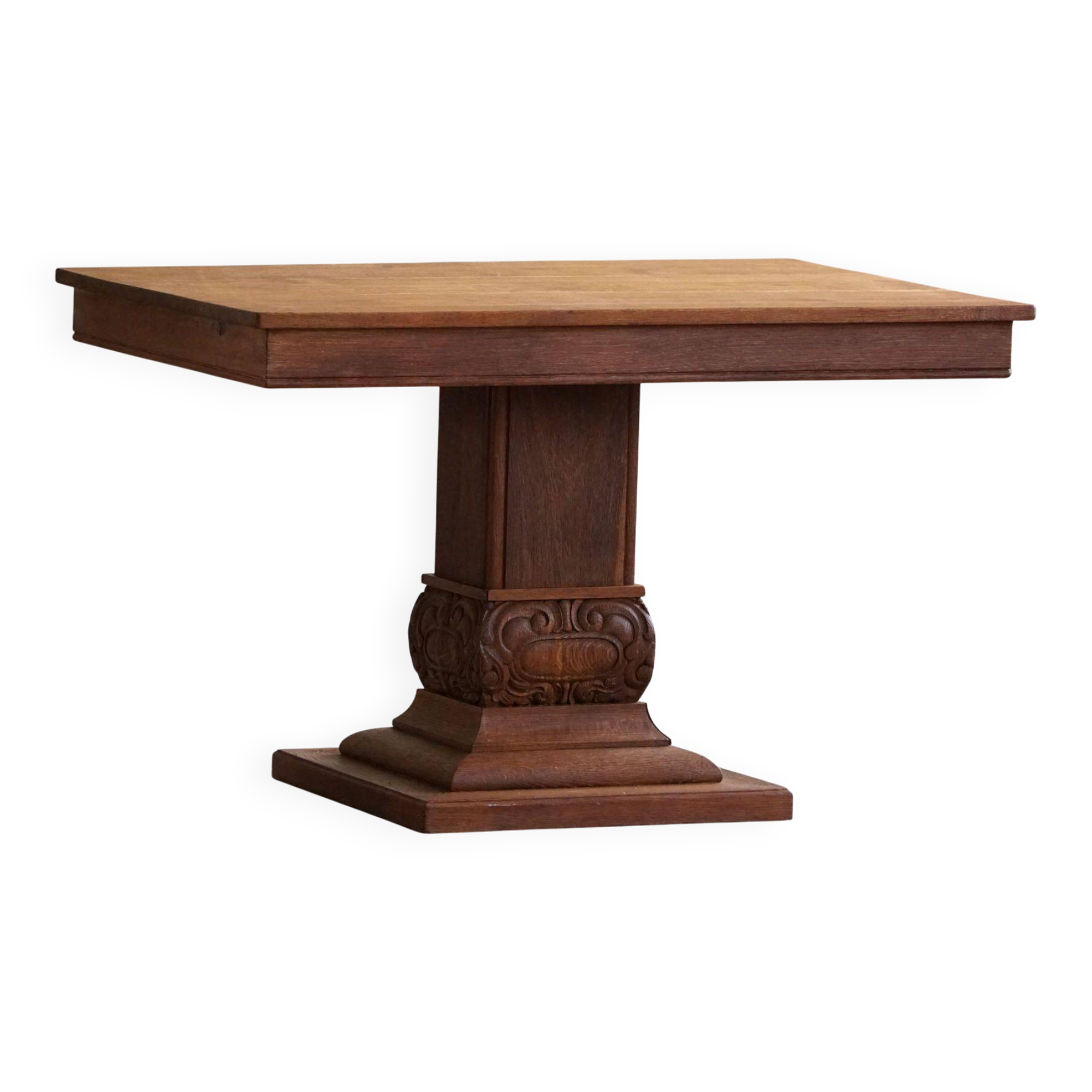 Art Nouveau dining table/desk in oak, early 20th century.