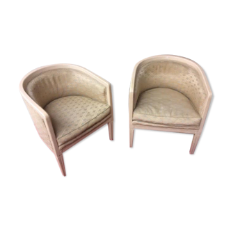 2 toad chairs