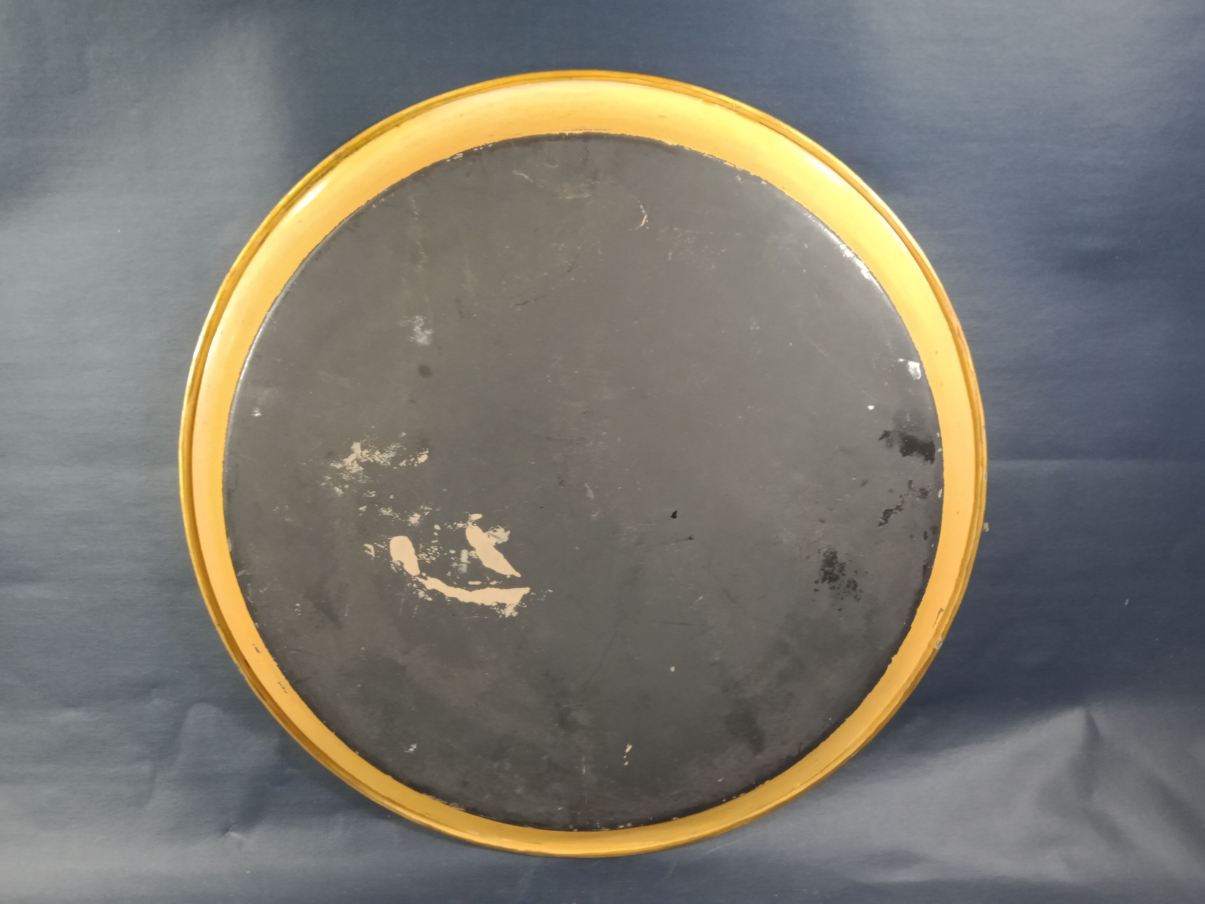 Napoleon III round serving tray, hand-painted and signed