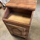 One-door writing desk
