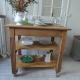 Meuble de métier vintage en chêne sur roulettes, 1 tiroir, 2 tablettes.