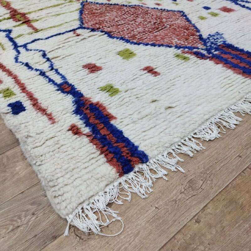 Handmade wool Berber rug 265x193cm