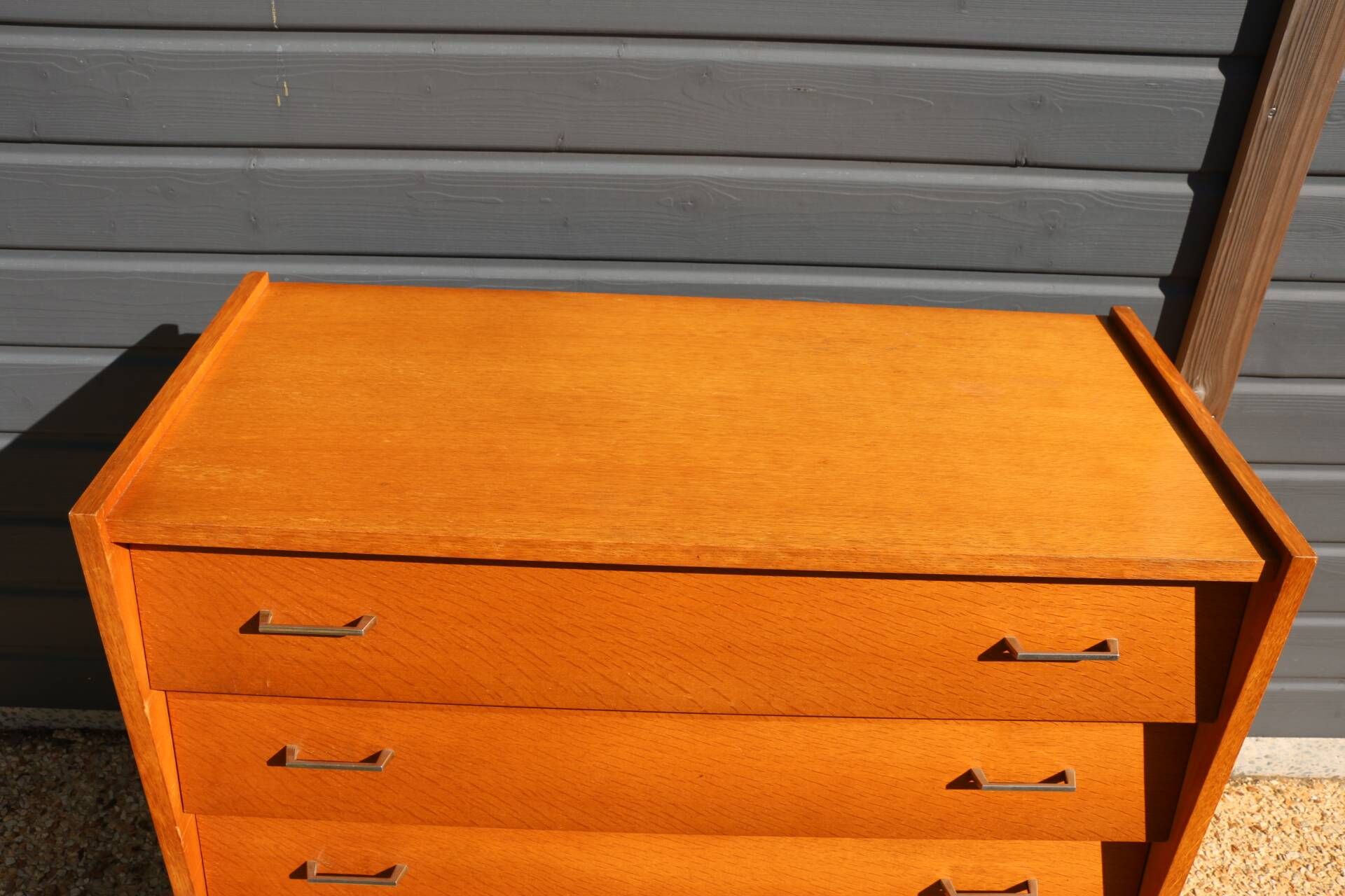 Light oak chest of drawers with 4 drawers from the 1960s.