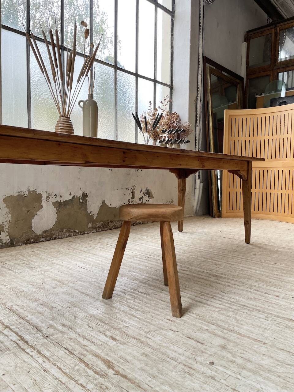 Farmhouse table with spindle legs 2.50m