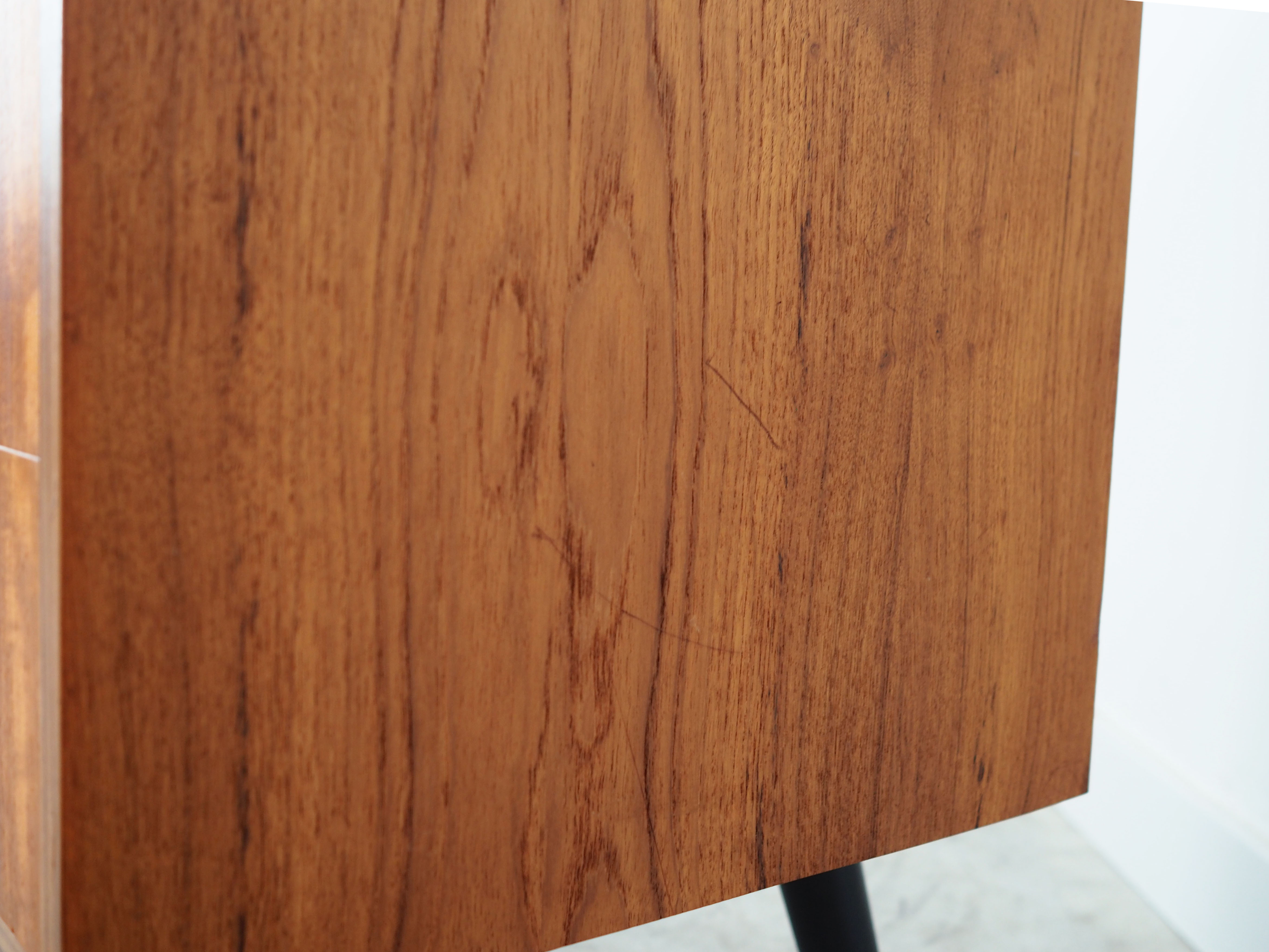 Commode en teck, design danois, années 1970, production: Danemark