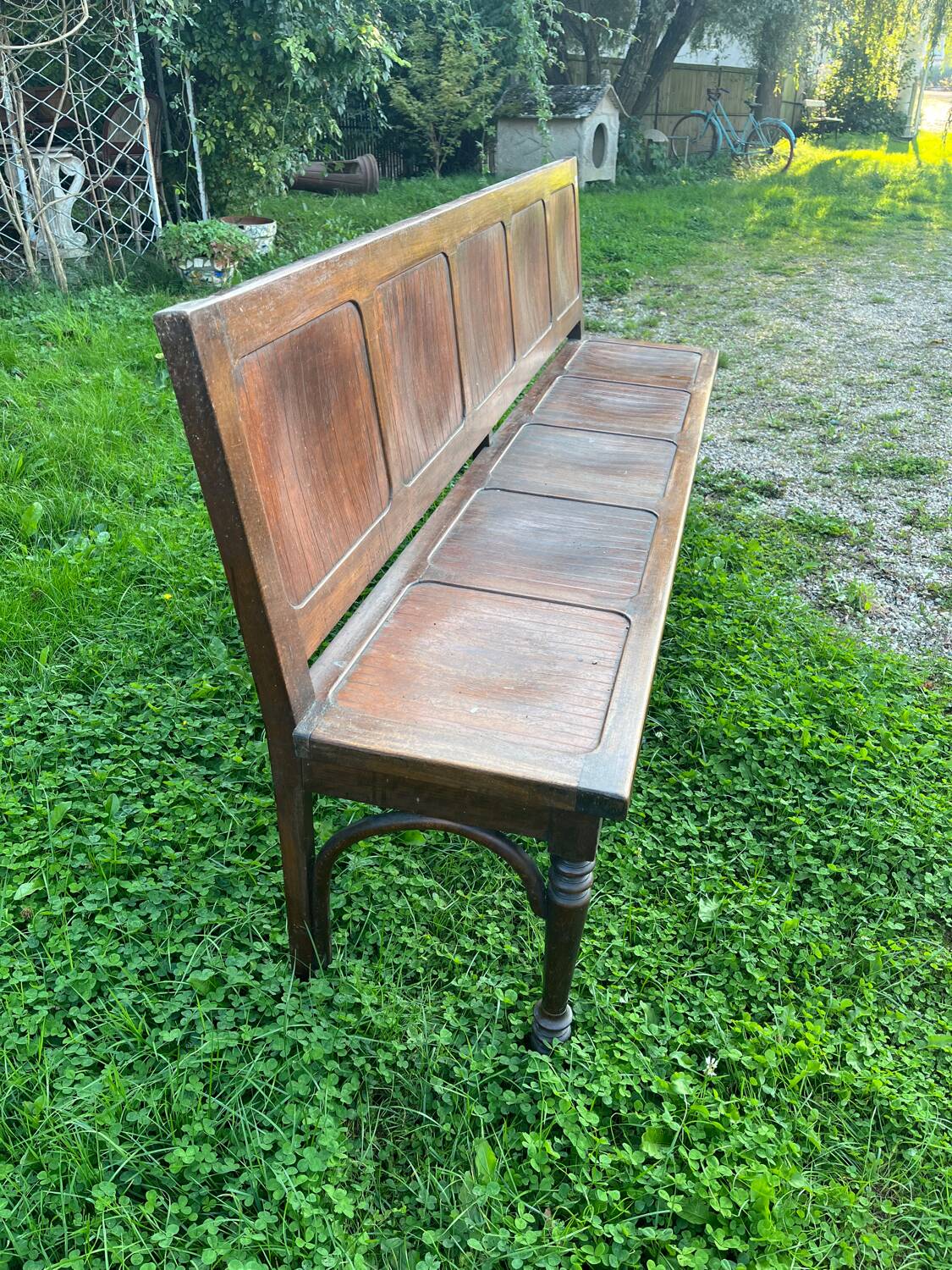 Baumann bistro bench