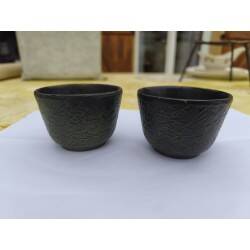 Pair of Chinese Bowls from the 19th Century in Cast Iron
