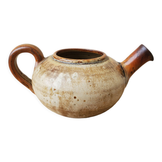 Sandstone teapot