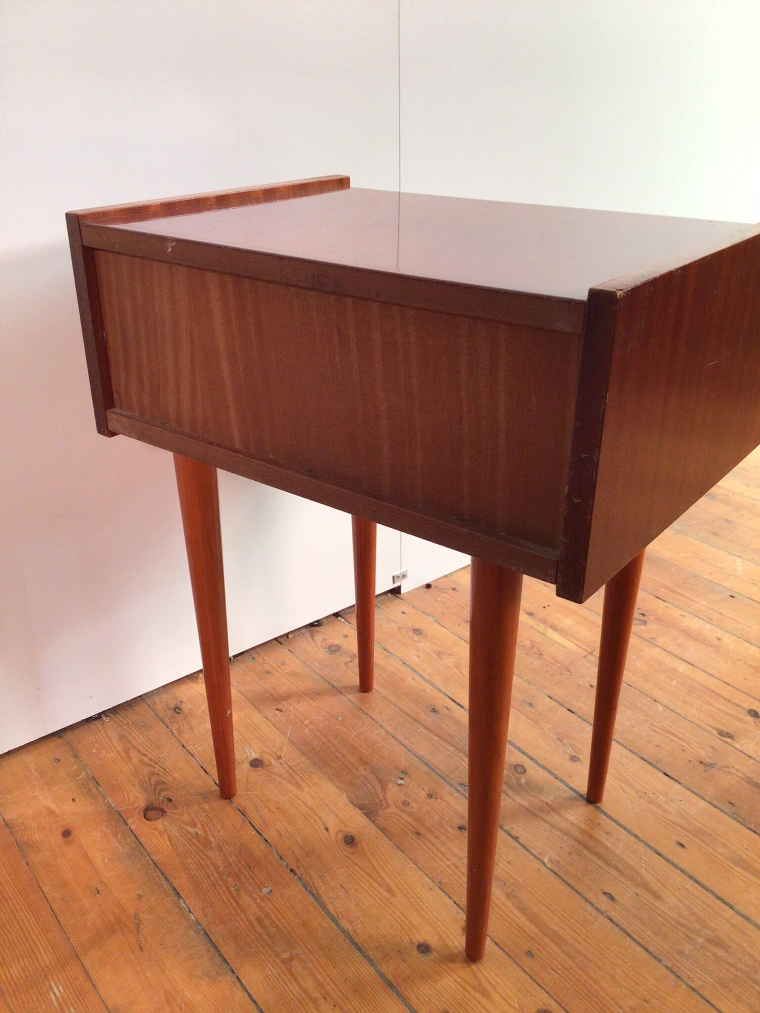Small vintage scandinavian cabinet