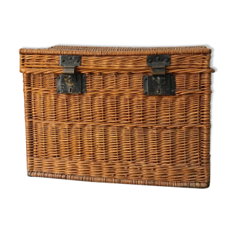 Old wicker trunk