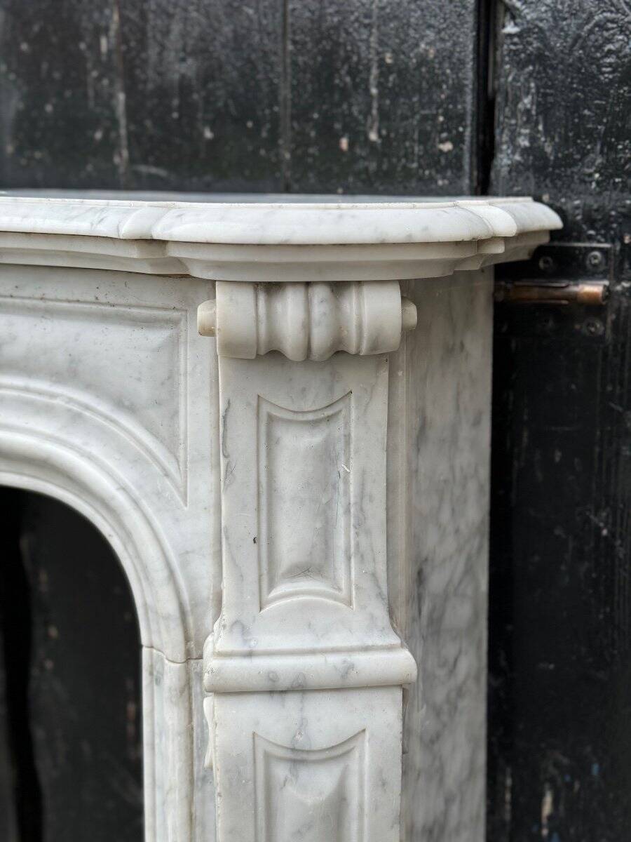 Louis XV style fireplace in white Carrara marble circa 1880