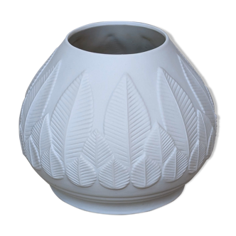 Vase in porcelain from Limoges