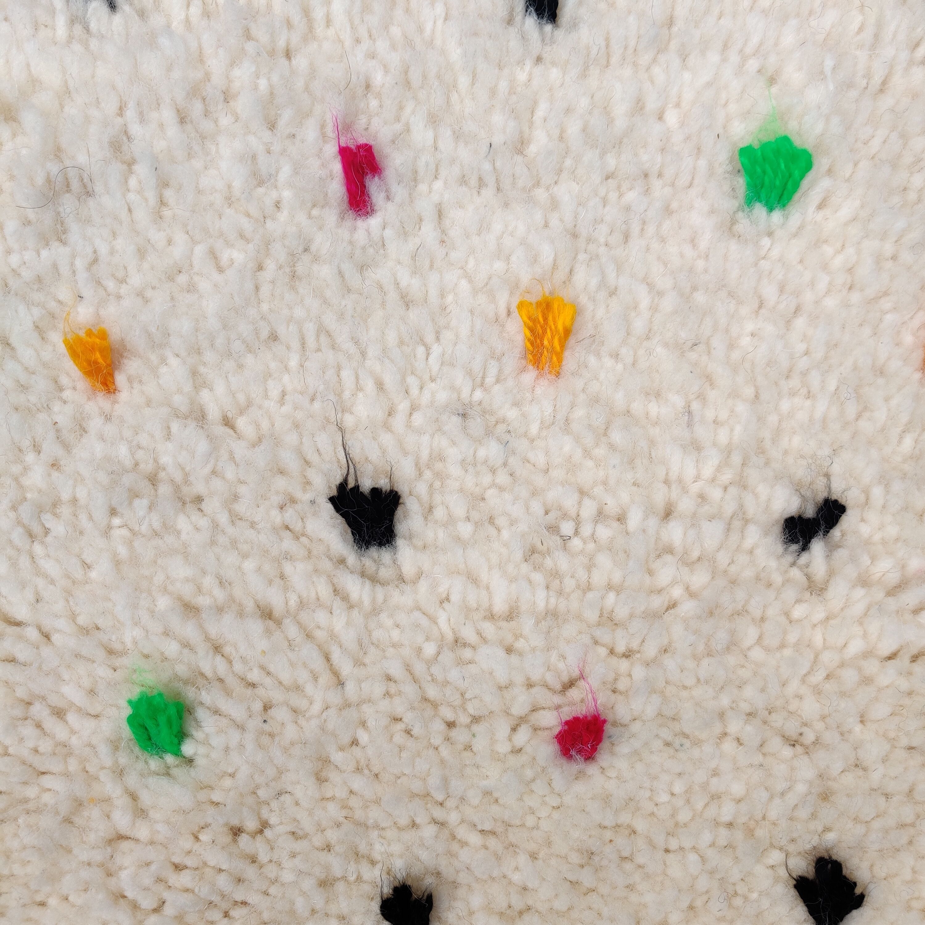 Berber corridor carpet colored peas 70x310 cm