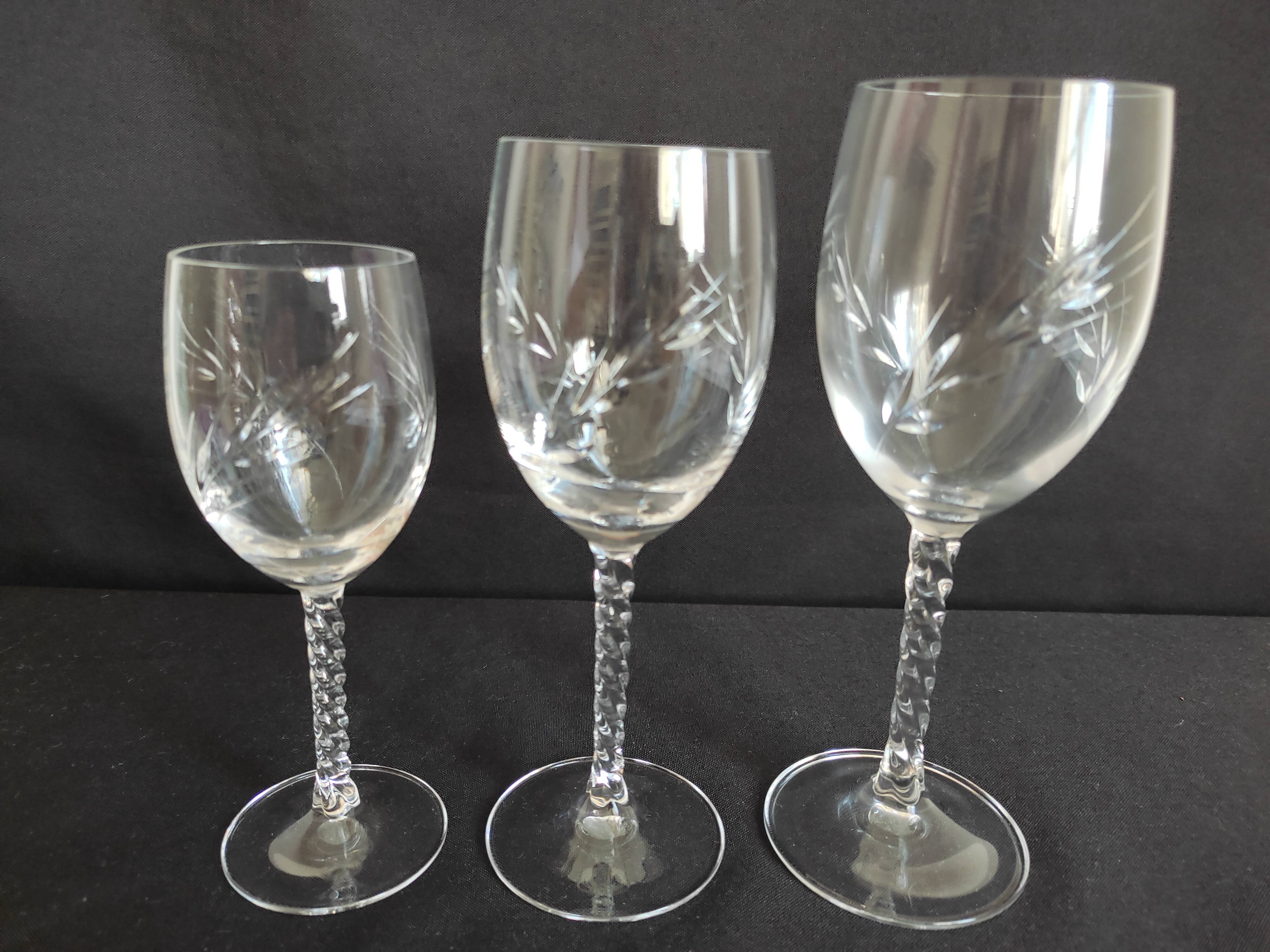 Flutes et verres cristal taillé