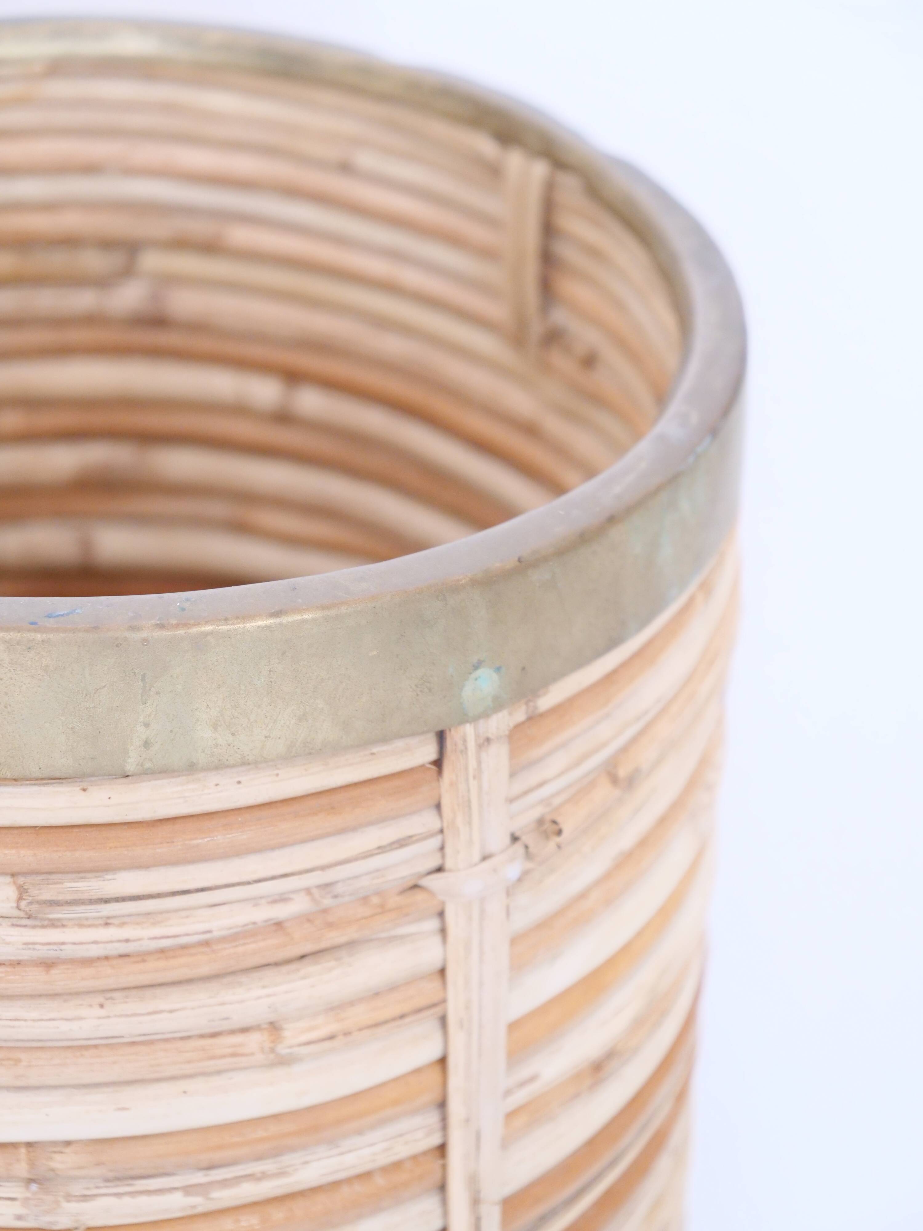 Umbrella stand ratan bamboo