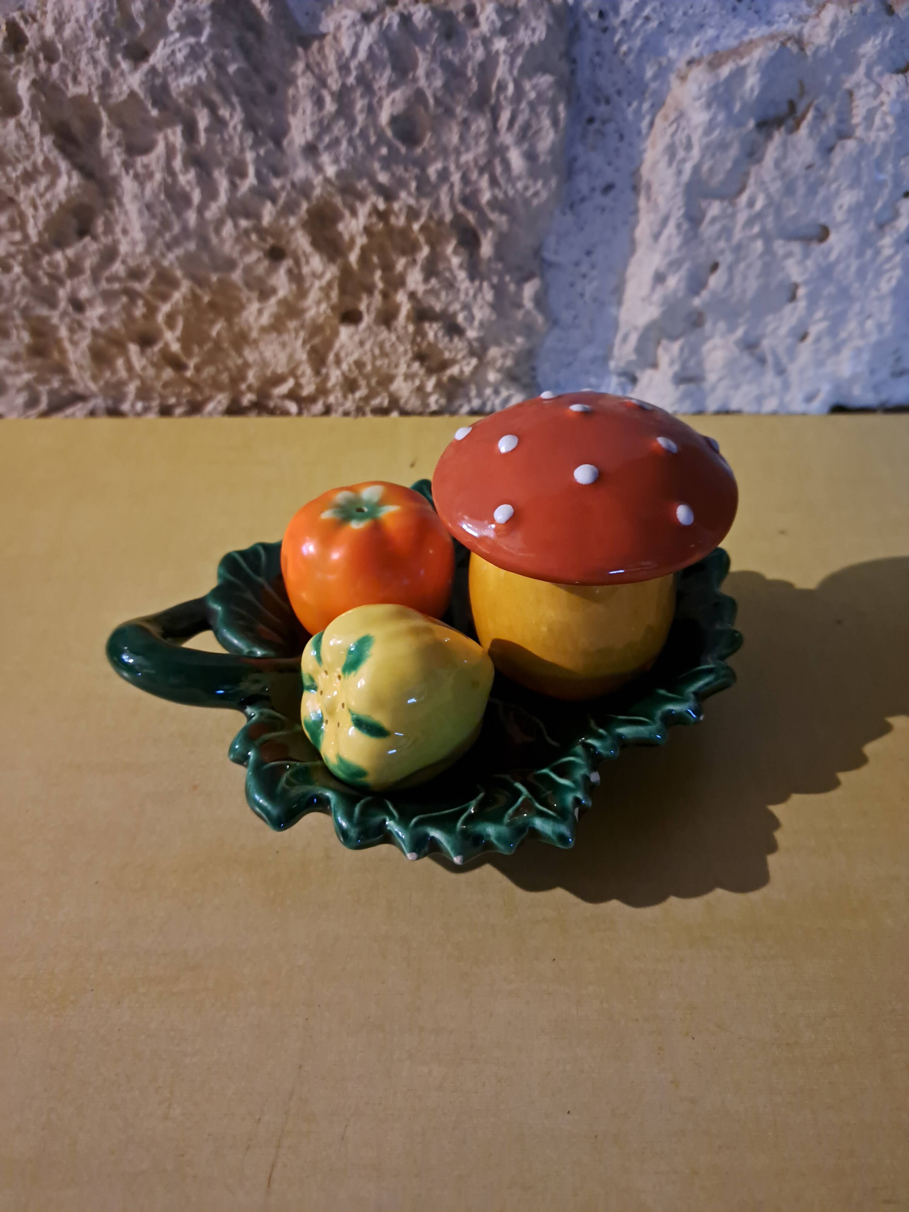 Salt shaker, pepper shaker, mustard slushie Vallauris vegetable and mushroom service