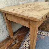 Table basse de ferme
