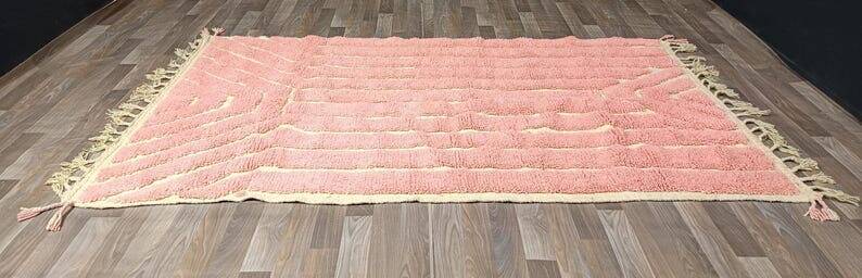 Handmade pure wool Berber rug, Moroccan, size 200 x 300 cm.