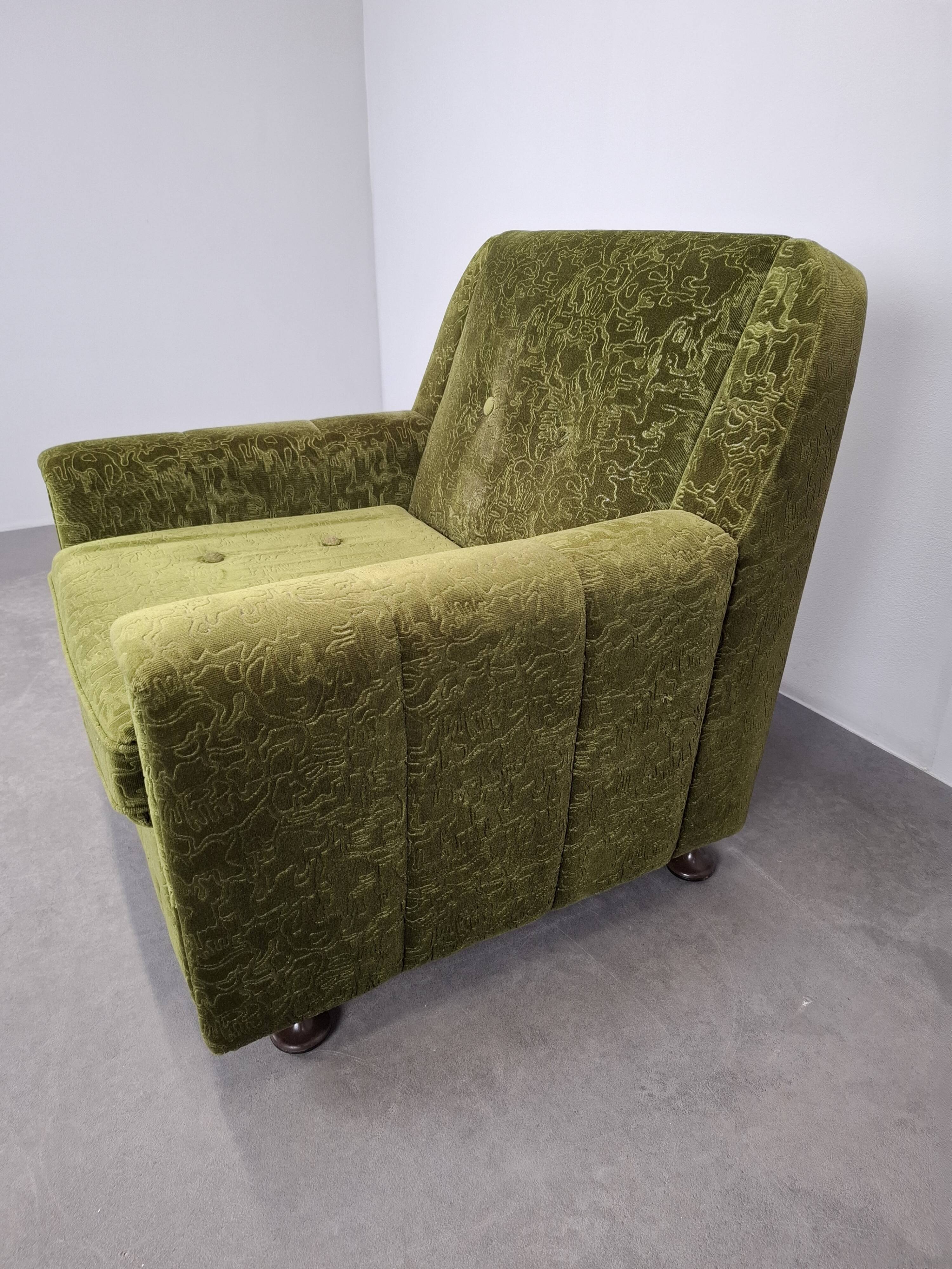 Mid-Century Czechoslovak Green Plush Armchair, 1970s
