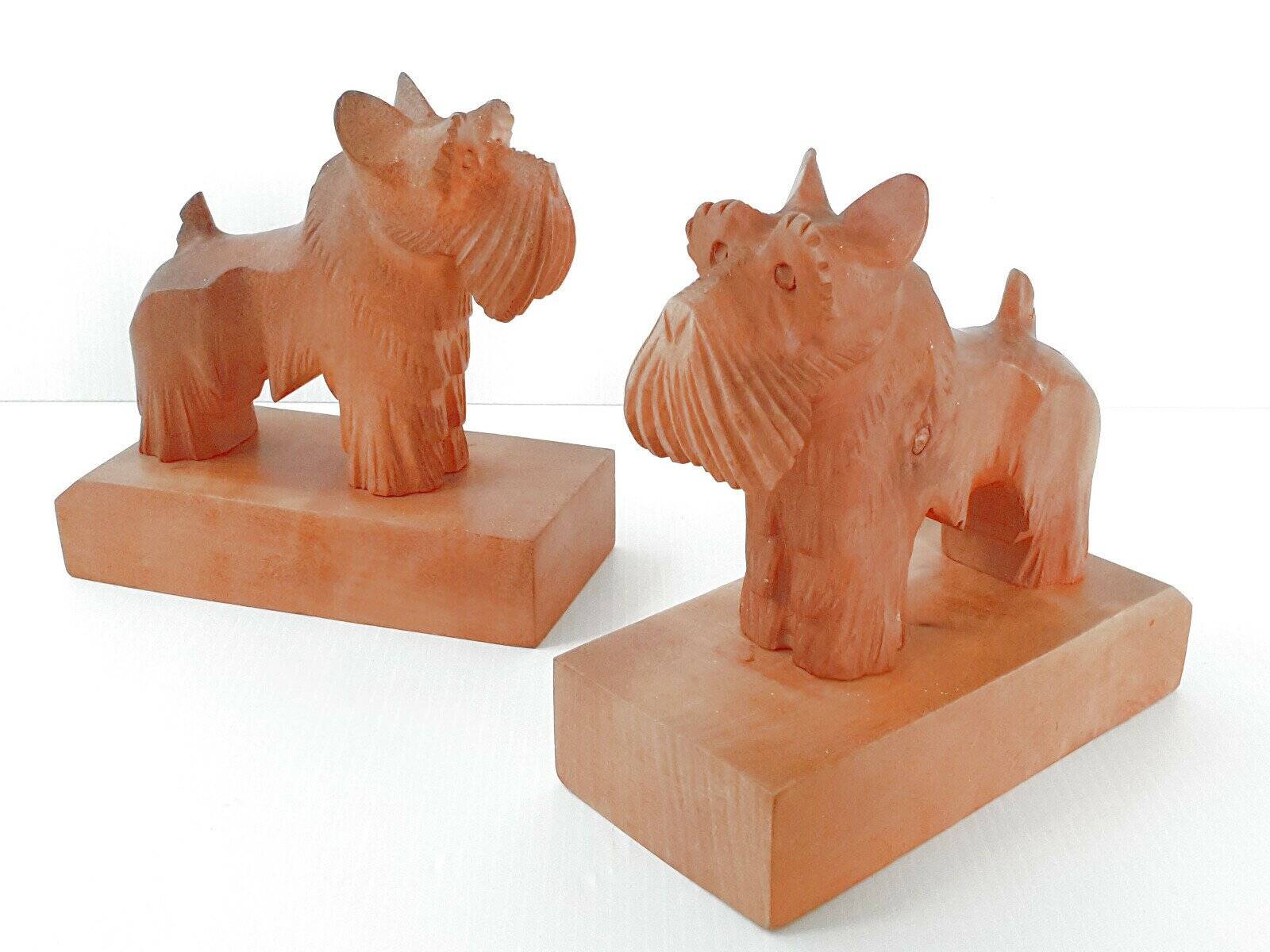 Vintage wooden dog bookends, 1950s-60s.
