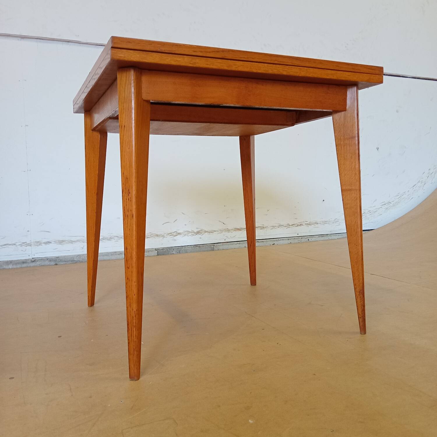 Vintage oak veneer table - 1960s