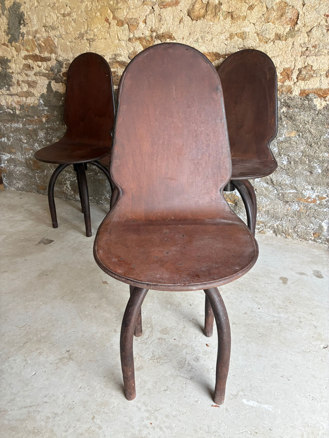 4 chaises industrielles vintage